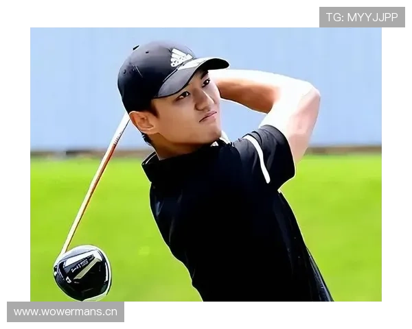 刚刷到宁泽涛随手一拍，背景那堆奢侈品把我这个月工资瞬间打回原形