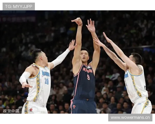 诺维茨基无球牵制改变对手防守结构